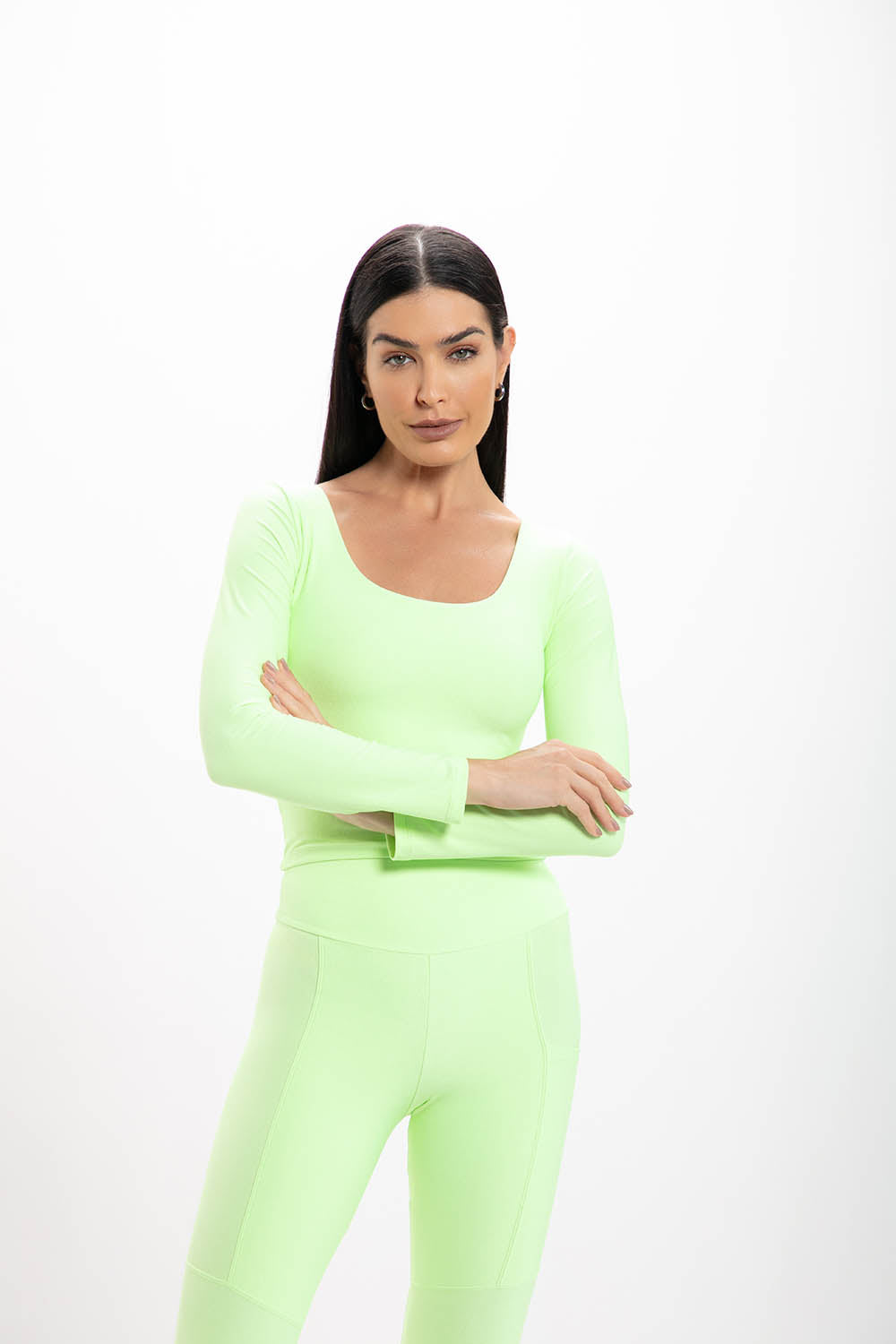 Cropped Lime Glossy Manga Longa